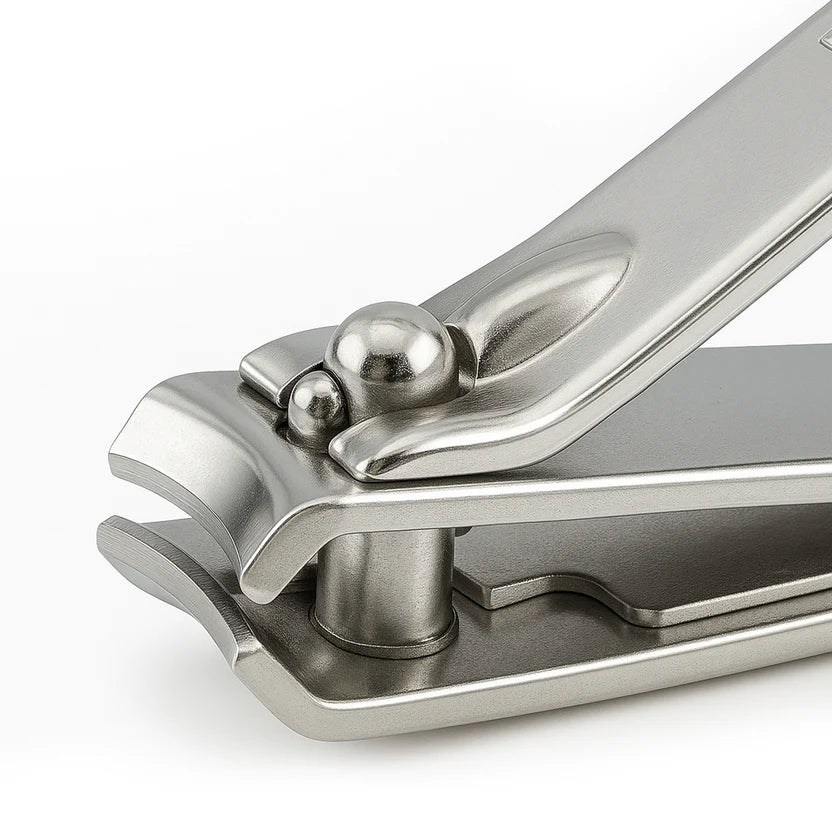 BLEUFACE™ Nail Clippers
